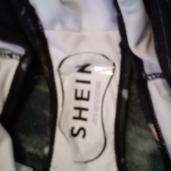 Marble print ring linked bikini size small - Picture 3 of 3